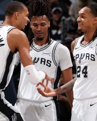 开云-随着马刺7分险胜，尼克斯夺赛点，NBA季后赛最新排名出炉！