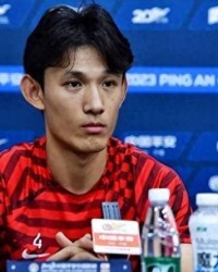 开云-上港队长王燊超：娶了申花球迷，37岁仍征战中超，恩师盼他回崇明